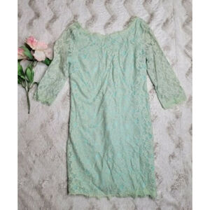 ✨️CL Lush Green Floral Lace Overlay Half Sleeve Back V Dress Size S
